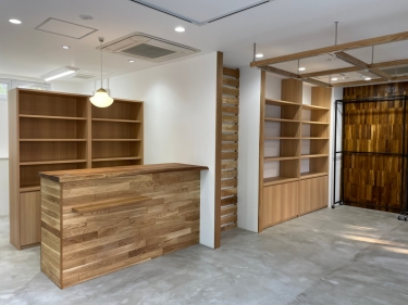 【恵比寿かるかや様 内装施工事例】