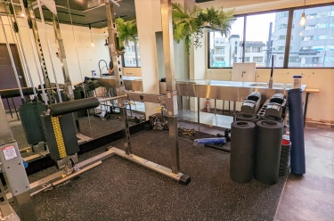 【レンタルジムTime Camp高輪様 内装事例】