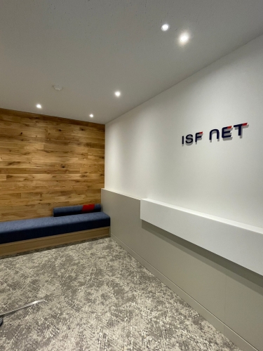 【ISF NET 沼津支店様 内装施工事例】